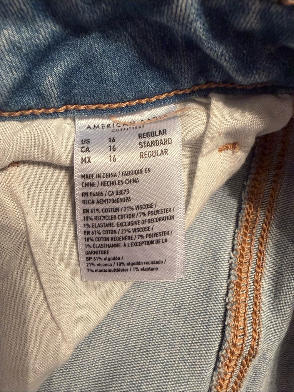 American Eagle Outfitters Light Blue Denim Jeans - Picture 4 of 4